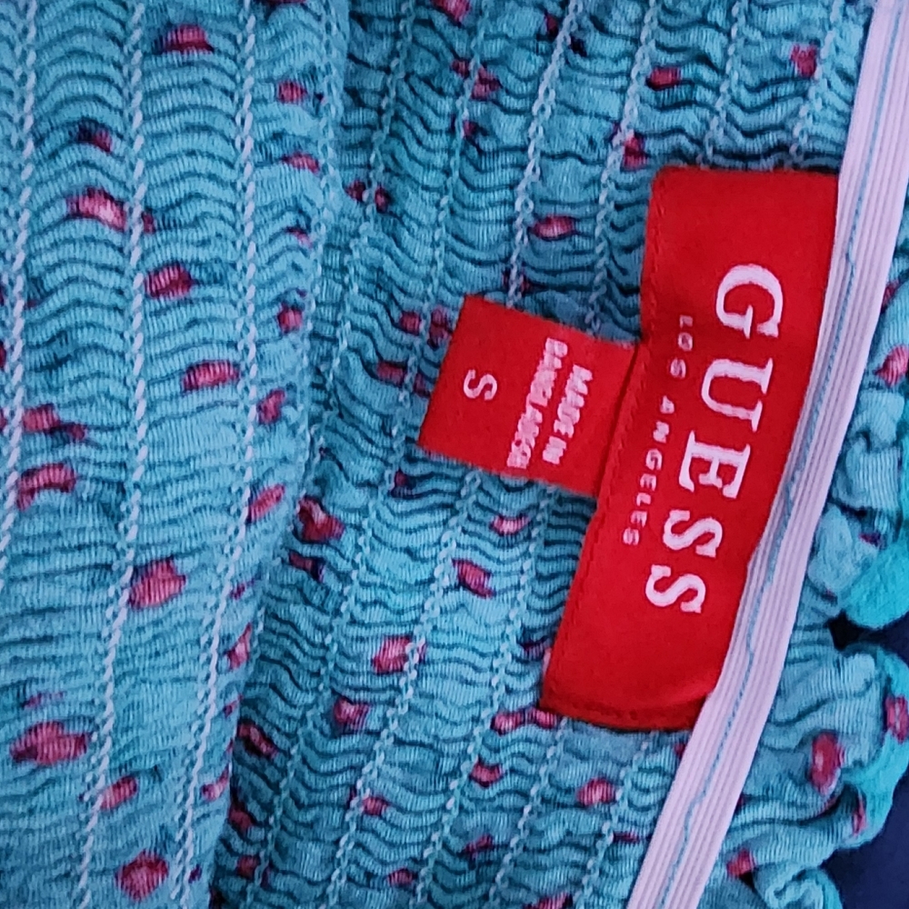 Y2k Cottagecore "Guess" Smocked Crop Top. - Picture 11 of 11